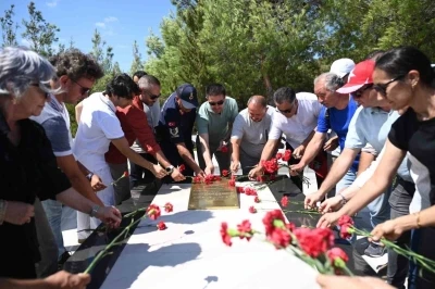 57. Alay Komutanı Yarbay Hüseyin Avni Bey mezarı başında anıldı
