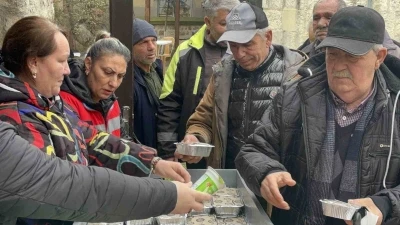 6 Şubat depremlerinde hayatını kaybedenler Edirne&rsquo;de dualarla anıldı

