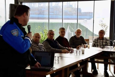 60+ Aktif Yaşlanma Kul&uuml;b&uuml;&rsquo;nde g&uuml;venlik bilgilendirme programı
