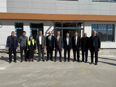 60 yataklı Dicle Devlet Hastanesi&rsquo;nin yapımının y&uuml;zde 95&rsquo;i tamamlandı
