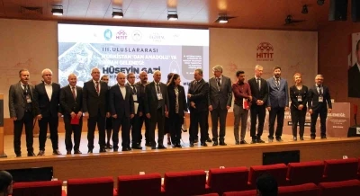 7 farklı &uuml;lkeden katılımcıların katkı sunacağı Uluslararası T&uuml;rkistan&rsquo;dan Anadolu&rsquo;ya İrfan Geleneği: H&uuml;seyin Gazi Sempozyumu başladı
