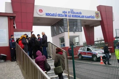7 iş&ccedil;inin &ouml;ld&uuml;ğ&uuml; faciada fabrika sahibinin diğer oğlu da hakim karşısında: "Kalbim ağrıyor"

