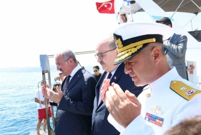 72 yıl sonra şehit denizcilerimiz anısına Dumlupınar’a saygı dalışı
