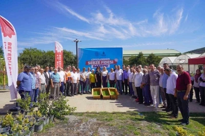 77 bin 400 fide toprakla buluşmak üzere çiftçilere dağıtıldı
