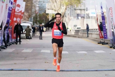 90. B&uuml;y&uuml;k Atat&uuml;rk Koşusu ger&ccedil;ekleştirildi
