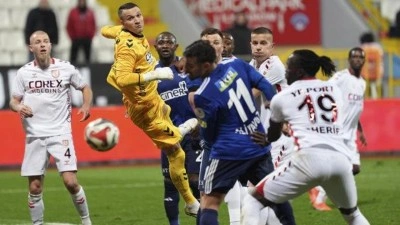 90+2&rsquo;de attılar! Samsunspor Kasımpaşa&rsquo;yı ateşe attı