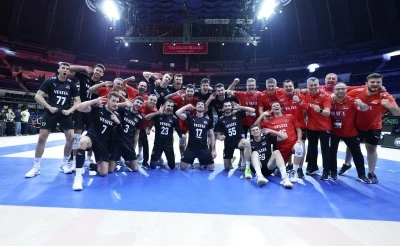A Milli Erkek Voleybol takımı, namağlup son 16 turuna yükseldi
