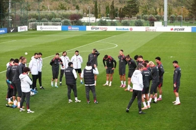 A Milli Futbol Takımı, Gürcistan maçının hazırlıklarına başladı
