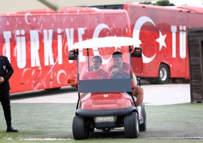 A Milli Futbol Takımı, Kuzey Makedonya ma&ccedil;ı hazırlıklarını tamamladı
