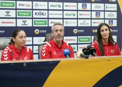A Milli Kadın Hentbol Takımı, Kastamonu&rsquo;da &Ccedil;ekya ile karşılaşacak
