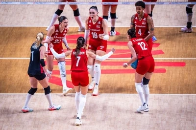 A Milli Kadın Voleybol Takımı, Milletler Ligi&rsquo;nde finale y&uuml;kseldi
