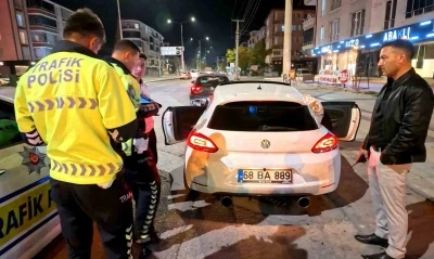 Abart egzozlu araç sürücüsüne 11 bin 434 lira ceza
