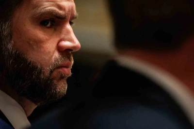 ABD Başkan Yardımcısı Vance: "UAEA ve ABD, İran&rsquo;ın uranyum stokunu imha etmesine yardımcı olacak"
