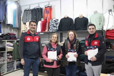 Acil &Ccedil;ağrı Merkezi ekipleri esnafı bilgilendirdi
