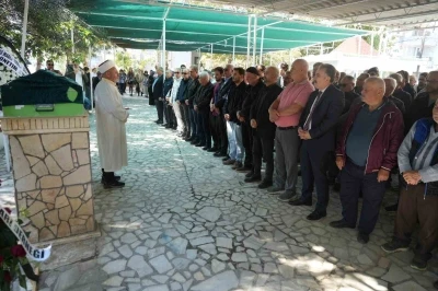 Acılı anne Handan Çalık’tan yürekleri yakan paylaşım: &quot;Keşke geç kalsa idi&quot;
