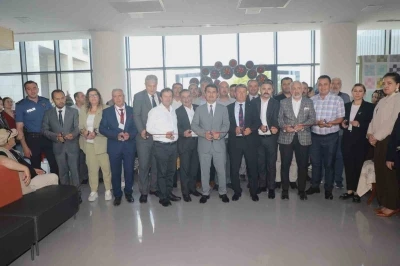 Acıpayam&rsquo;da halk eğitim kursiyerleri yıl boyunca &uuml;rettiklerini sergiledi
