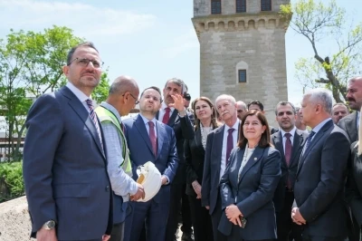 Adalet Bakanı G&uuml;rlek, Adalet Kasrı&rsquo;nı ziyaret etti
