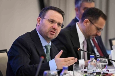 Adalet Bakanı G&uuml;rlek, Karadeniz B&ouml;lgesi milletvekilleriyle bir araya geldi
