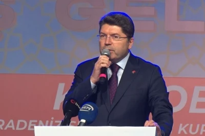 Adalet Bakanı Tun&ccedil;: "Bug&uuml;n ter&ouml;rs&uuml;z T&uuml;rkiye&rsquo;yi konuşuyorsak katettiğimiz mesafe sayesindedir"
