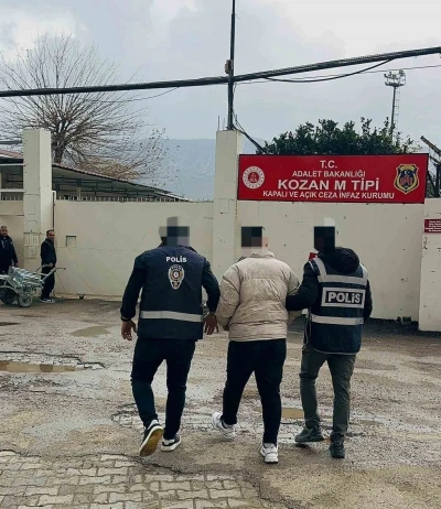 Adana&rsquo;da 42 dolandırıcılığa karışıp 27 yıl ceza alan h&uuml;k&uuml;ml&uuml; yakalandı
