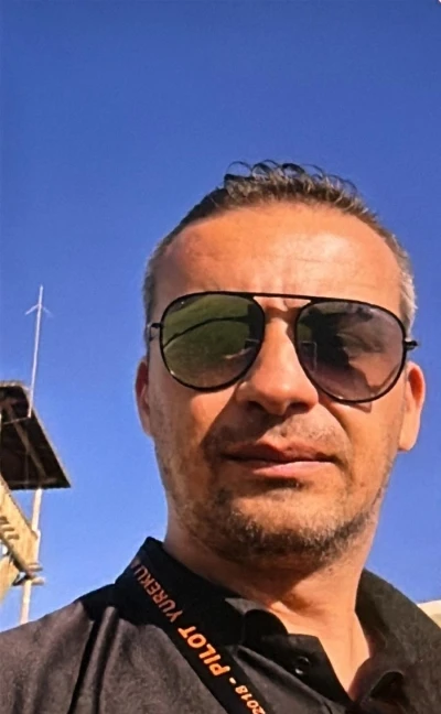 Adana’da eğitim uçağı düştü: 2 yaralı
