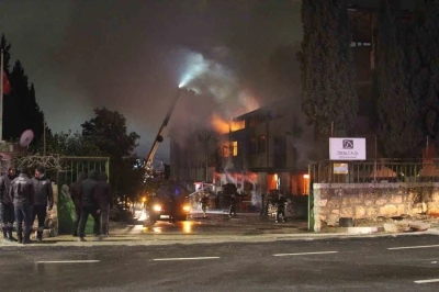 Adana&rsquo;da fabrika yangını
