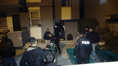 Adana&rsquo;da kan donduran olay: Baba, &ccedil;ocuklarını &ouml;ld&uuml;r&uuml;p intihar etti
