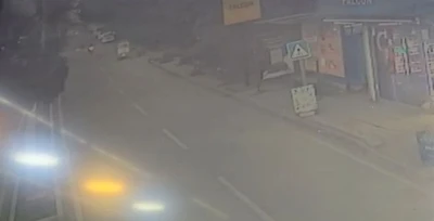 Adana&rsquo;da motosikletlin hayatını kaybettiği kazanın g&ouml;r&uuml;nt&uuml;leri ortaya &ccedil;ıktı
