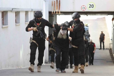 Adana’daki DEAŞ operasyonu: Sözde Türkiye emiri ile birlikte 6 şüpheli tutuklandı

