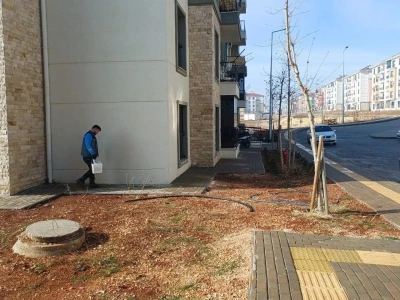 Adıyaman Belediyesi&rsquo;nden &Ouml;renli TOKİ&rsquo;de haşereyle m&uuml;cadele
