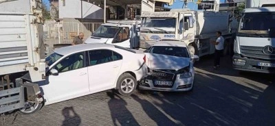 Adıyaman’da, 4 araç bir birine girdi