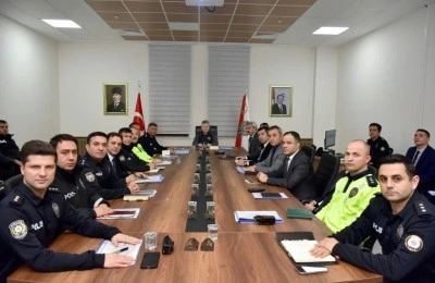 Adıyaman&rsquo;da aylık emniyet değerlendirme toplantısı yapıldı