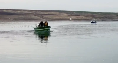 Adıyaman&rsquo;da baraj g&ouml;l&uuml;nde tekne alabora oldu: 5 kişiden 1&rsquo;i kayıp
