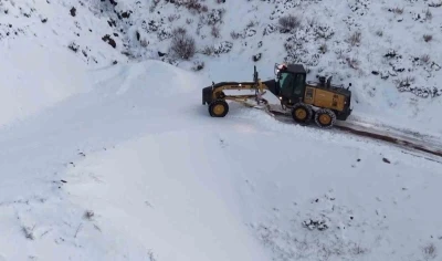 Adıyaman&rsquo;da bir&ccedil;ok k&ouml;y ve mezraya ulaşım sağlanamıyor
