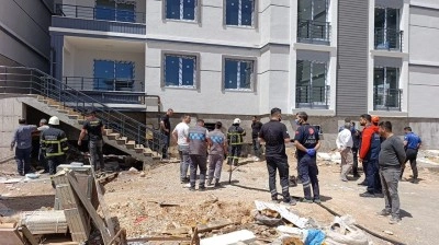 Adıyaman&rsquo;da inşaatta doğalgaz hattı alev aldı