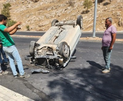 Adıyaman’da otomobil takla attı