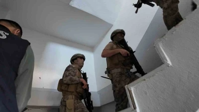 Adıyaman&rsquo;da sanal devriye operasyonunda 14 kişi g&ouml;zaltına alındı
