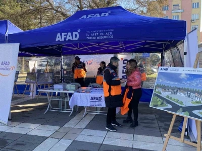 AFAD&rsquo;ın 16&rsquo;ncı kuruluş yıl d&ouml;n&uuml;m&uuml; Eskişehir&rsquo;de d&uuml;zenlenen programla kutlandı
