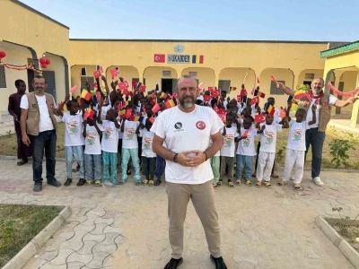 Afrika’da UKABDER’in iyilik gönüllüsü: Afrika Abisi
