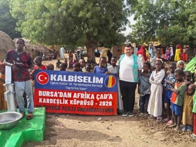 Afrikalı yetimlerin y&uuml;z&uuml; Kalbi Selim&rsquo;le g&uuml;ld&uuml;
