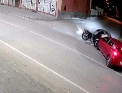 Afşin’de otomobil ile motosiklet çarpıştı: 1 yaralı
