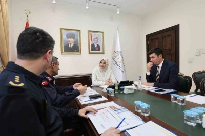 Afyonkarahisar&rsquo;da asayiş toplantısı
