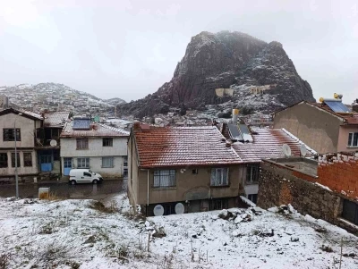 Afyonkarahisar&rsquo;da kar yağışı
