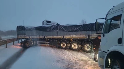 Afyonkarahisar&rsquo;ın y&uuml;ksek kesimlerinde kar yağışı etkili oldu

