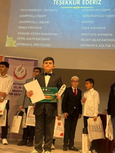 Afyonkarahisarlı 11 yaşındaki hafızlık &ouml;ğrencisi yarışmada birinci oldu
