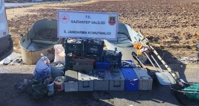 Ağ ile avlanma yasağına uymayan 2 şahıs suçüstü yakalandı