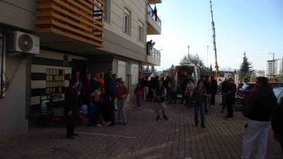 Ağabeyini silahla vurarak &ouml;ld&uuml;rd&uuml;, diğer ağabeyinin eşini de yaraladı
