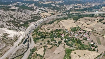 Ağaçlara adanmış ömür: 32 senede binlerce fidan dikti
