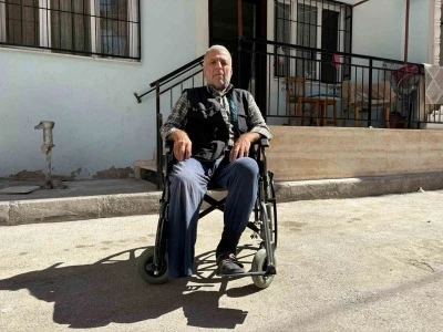 Ağlayarak yardım istemişti: Ayağı ampute edilen Muzaffer Amca protez için destek bekliyor
