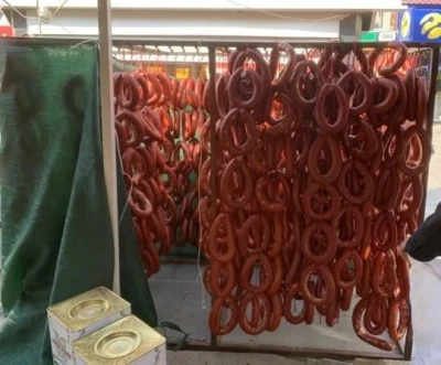 Ağrı’da etiketsiz ürünlere geçit yok: 415 kilo sucuk ele geçirildi
